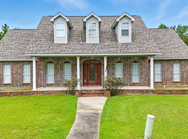5997 The Woods Road, Picayune, MS 39466