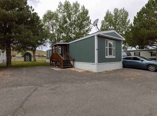 1301 Highway 20 S, Hines, OR 97738