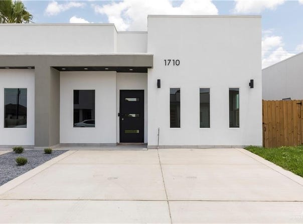 1710 W B Street, Mission, TX 78572