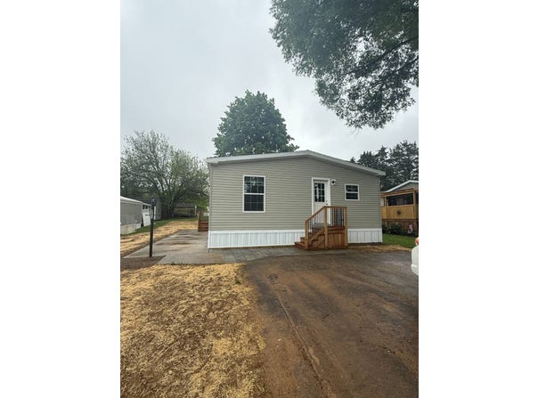 14 Big Spring Ter, Newville, PA 17241