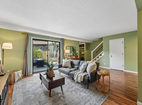 2411 Unity Avenue N, Golden Valley, MN 55422
