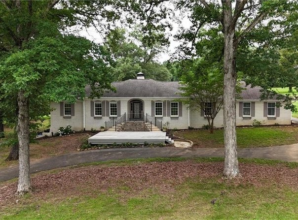 400 Simpson Road NE, White, GA 30184