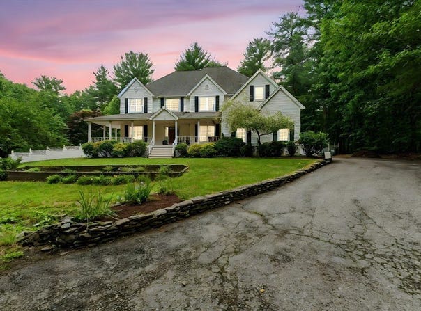 7 Morse Dr, Norton, MA 02766