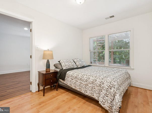 2009 MAGARITY COURT, FALLS CHURCH, VA 22043