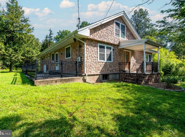 246 MILLBROOK ROAD, WASHINGTON, NJ 07882