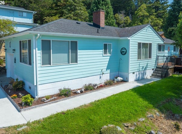 29785 HOUND DOG Rd, GoldBeach, OR 97444
