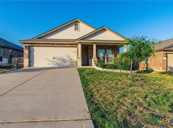 8818 Hidden Oaks Drive, Temple, TX 76502