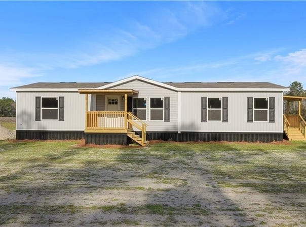 128 Three C Road, Jesup, GA 31545
