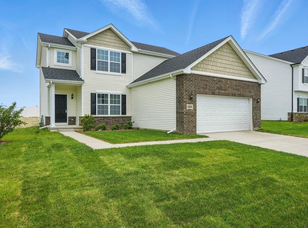 6486 E 104th Avenue, Crown Point, IN 46307