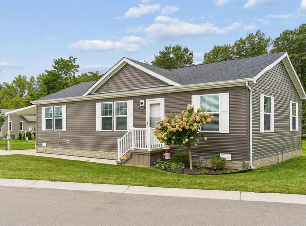 10413 LeGrande Boulevard, Ira, MI 48023