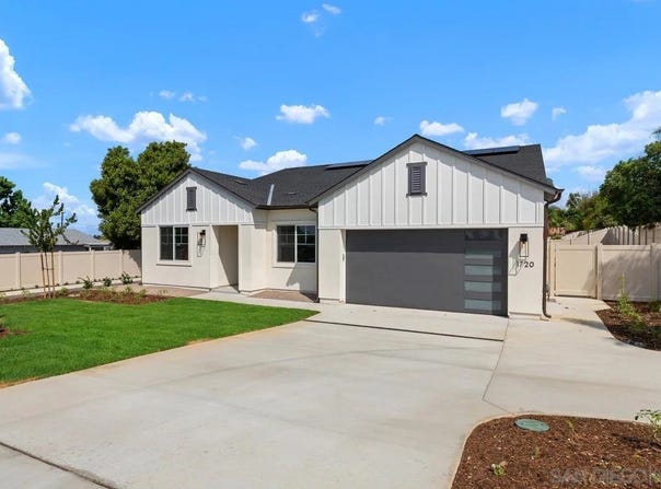 1720 California St., Oceanside, CA 92054