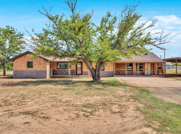 104 6th Street, Whitharral, TX 79380