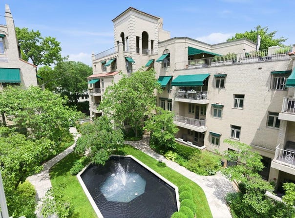 2372 Madison Road, Cincinnati, OH 45208