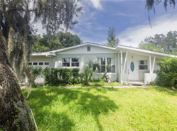 1010 GLENN RIDGE DRIVE, LEESBURG, FL 34748