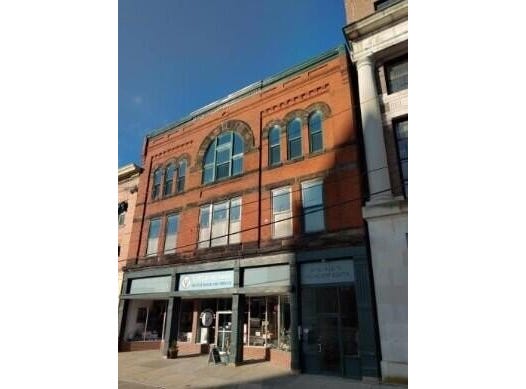 38 W High Street, Springfield, OH 45502