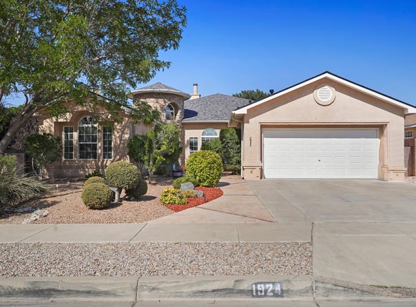 1924 Selway Pl NW, Albuquerque, NM 87120