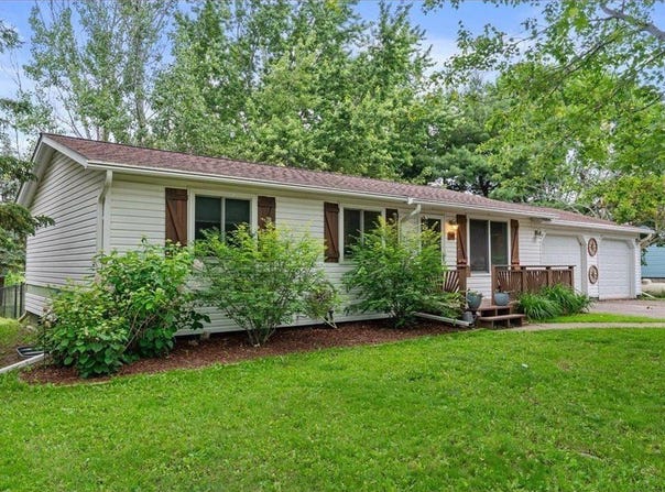 1145 Norton Street, Hammond, WI 54015