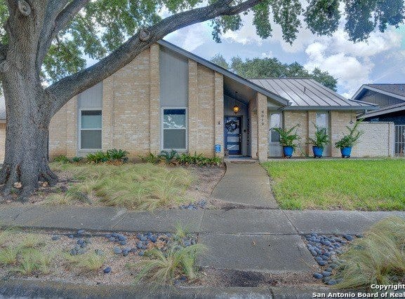 6019 Royal Breeze, San Antonio, TX 78239