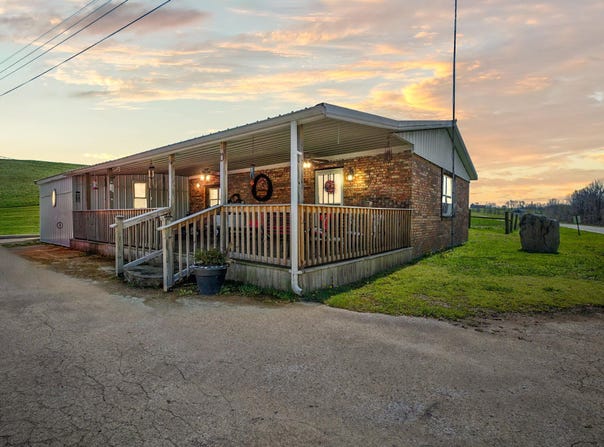 1376 S Highway 11, Sharpsburg, KY 40374