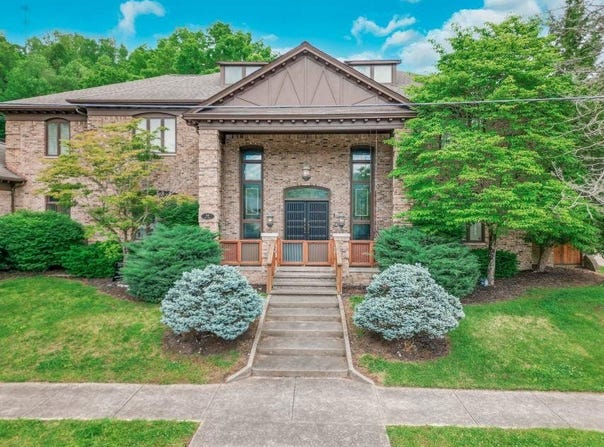 319 5th Street, Paintsville, KY 41240