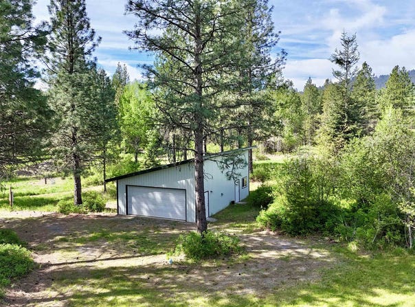 251 Sicley Rd, Cusick, WA 99119