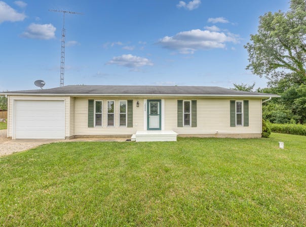 10040 Oakbrook Drive, Sidney, OH 45365