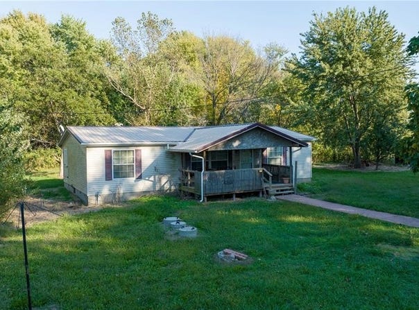 10970 Cordum Avenue, Gillespie, IL 62033