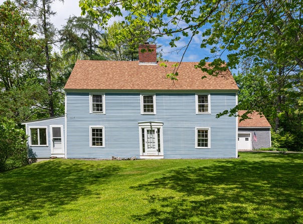 16 Oak Street, Kennebunkport, ME 04046