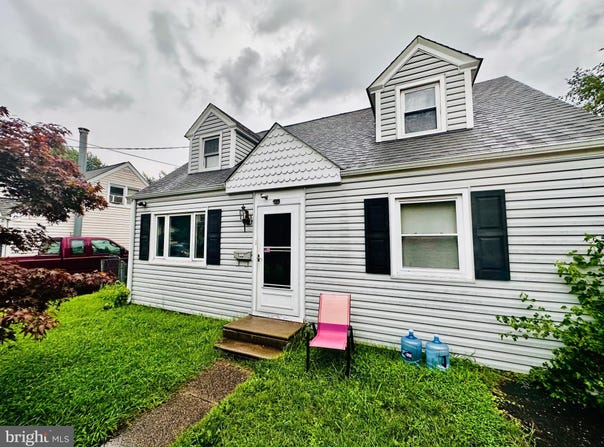 116 W PARK AVENUE, LINDENWOLD, NJ 08021