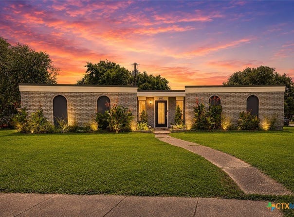 101 Mc Dow Street, Victoria, TX 77901