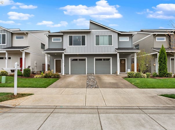 808 S 23RD Ave, Cornelius, OR 97113