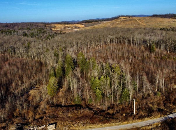 Bear Creek 030 008.00 (Lot 9) Rd, Oneida, TN 37841