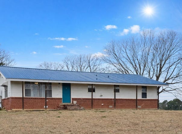 260 School Loop, Oxford, AR 72565