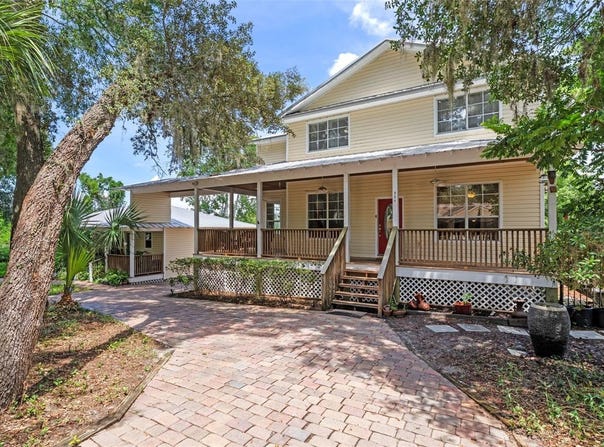 560 FERN STREET, OVIEDO, FL 32765