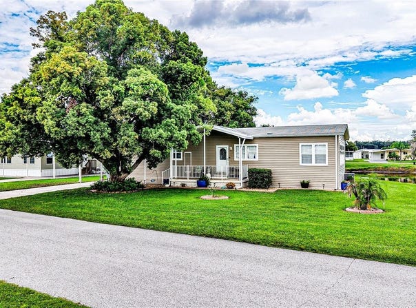 36805 LAKEWOOD Drive, ZEPHYRHILLS, FL 33542