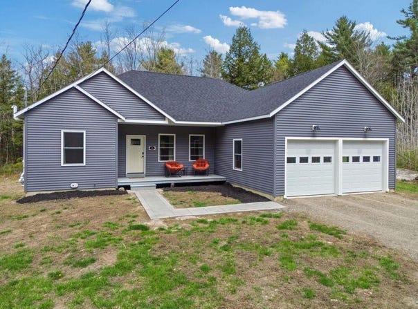 23 Elizabeth Way, West Gardiner, ME 04345