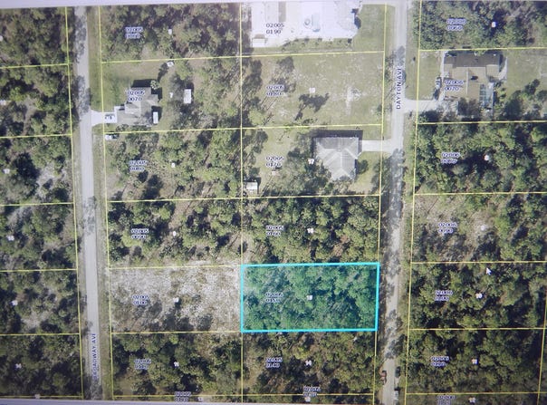 1207 Dayton Avenue, Lehigh Acres, FL 33972