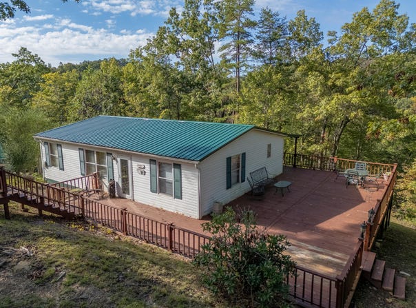 139 Robin Lane, Wellington, KY 40387