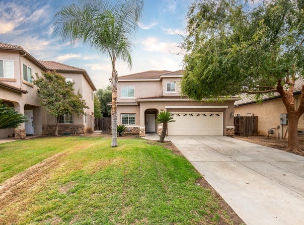 2677 Casty Court, Sanger, CA 93657