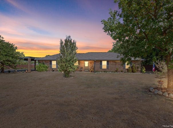 354 Bluebonnet Lane, Lorena, TX 76655