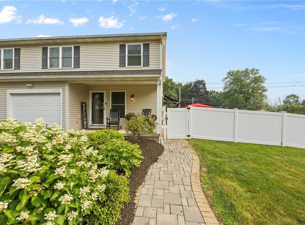 420 Howell Road, Perinton, NY 14450