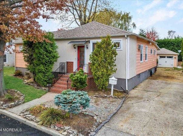 17 Meadowbrook Avenue, Rumson, NJ 07760