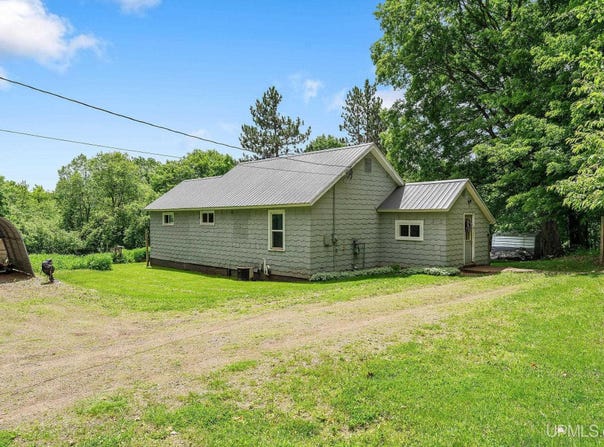 395 Co Rd PDJ, Ishpeming, MI 49849