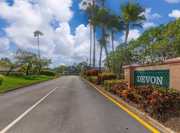 7395 N Devon Dr, Tamarac, FL 33321