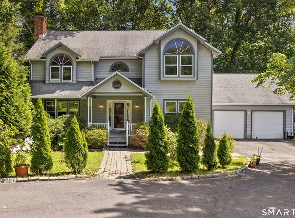 110 Moose Hill Road, Trumbull, CT 06611