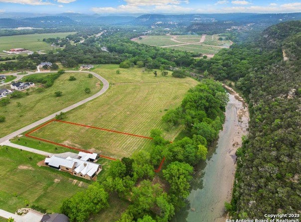 877 Bingham, New Braunfels, TX 78132