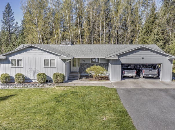 1140 PINE ST, KETTLE FALLS, WA 99141