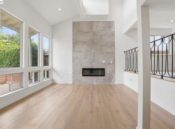 2011 Dolphin Dr, Aptos, CA 95003