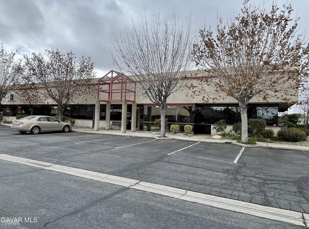 44323 Lowtree Avenue, Lancaster, CA 93534