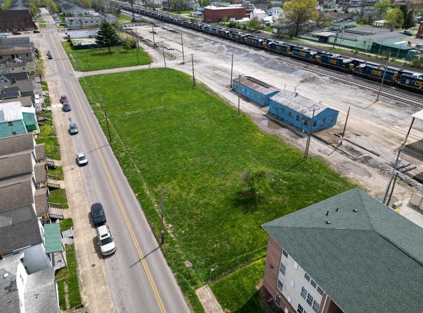 1813 15 & 14 7th Avenue, Huntington, WV 25703